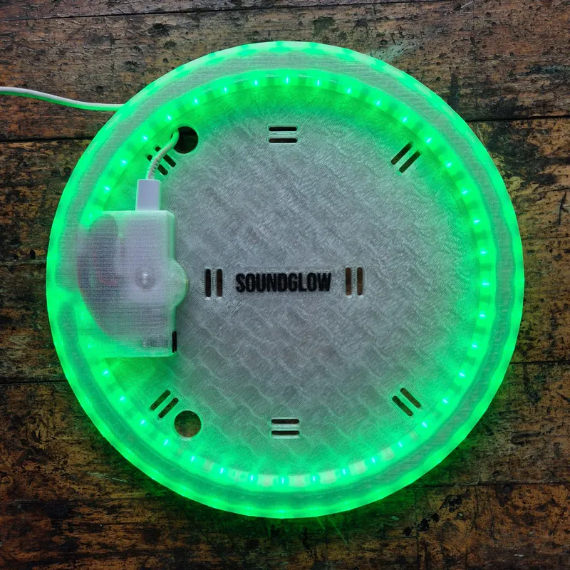 Party UFO's 360-degree light casting shadows in every direction